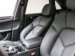 Porsche Macan T AWD 2026