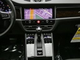 Porsche Macan T AWD 2026