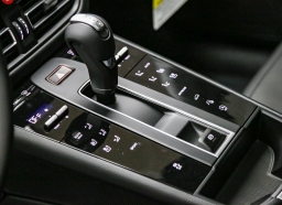 Porsche Macan T AWD 2026