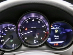 Porsche Macan T AWD 2026