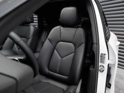 Porsche Macan T AWD 2026