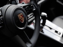 Porsche Macan T AWD 2026