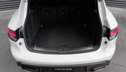Porsche Macan T AWD 2026
