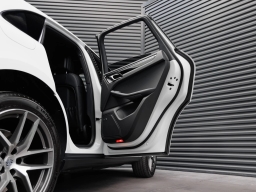 Porsche Macan T AWD 2026