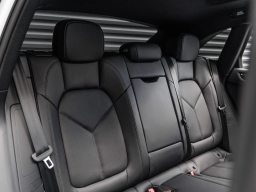 Porsche Macan T AWD 2026