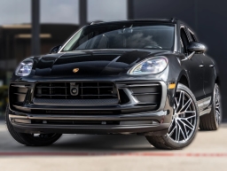 Porsche Macan Base AWD 2026
