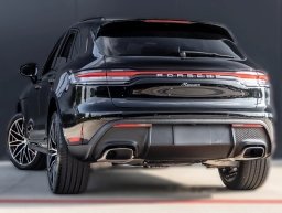 Porsche Macan Base AWD 2026