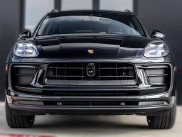 Porsche Macan Base AWD 2026