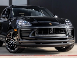 Porsche Macan Base AWD 2026