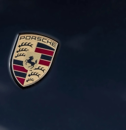 Porsche Macan Base AWD 2026