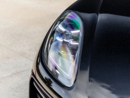 Porsche Macan Base AWD 2026