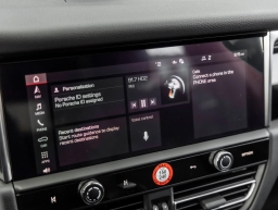Porsche Macan Base AWD 2026