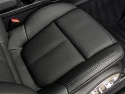 Porsche Macan Base AWD 2026
