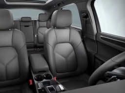 Porsche Macan T AWD 2026