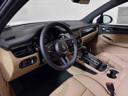 Porsche Macan T AWD 2025