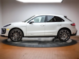 Porsche Macan T AWD 2026