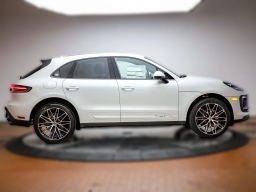 Porsche Macan T AWD 2026