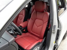 Porsche Macan T AWD 2026