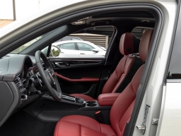 Porsche Macan T AWD 2026