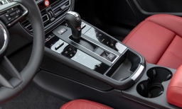 Porsche Macan T AWD 2026