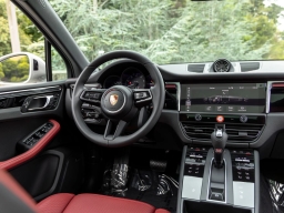 Porsche Macan T AWD 2026
