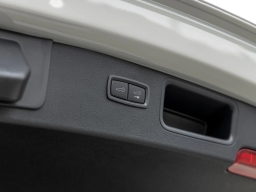 Porsche Macan T AWD 2026