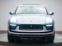 Porsche Macan T AWD 2026