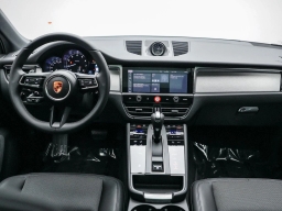 Porsche Macan T AWD 2026