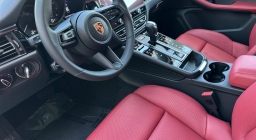 Porsche Macan Base AWD 2026