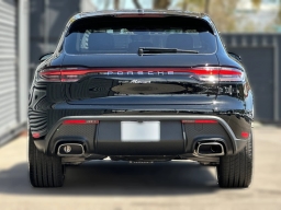 Porsche Macan Base AWD 2026