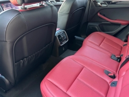 Porsche Macan Base AWD 2026