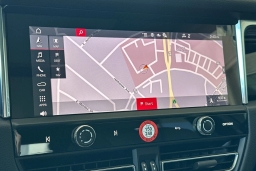Porsche Macan Base AWD 2026