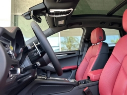 Porsche Macan T AWD 2026