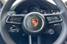 Porsche Macan T AWD 2026