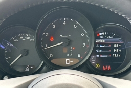 Porsche Macan T AWD 2026