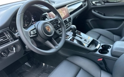 Porsche Macan T AWD 2026