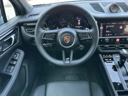 Porsche Macan T AWD 2026
