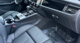 Porsche Macan T AWD 2026