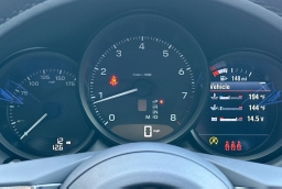 Porsche Macan T AWD 2026
