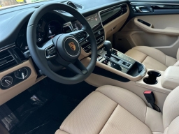 Porsche Macan T AWD 2026
