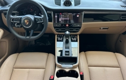 Porsche Macan T AWD 2026
