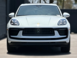 Porsche Macan T AWD 2026
