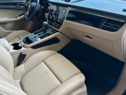 Porsche Macan T AWD 2026