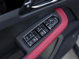 Porsche Macan T AWD 2026