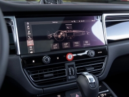 Porsche Macan T AWD 2026