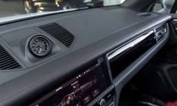 Porsche Macan T AWD 2026