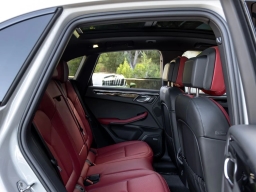 Porsche Macan T AWD 2026
