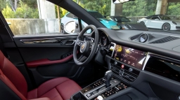 Porsche Macan T AWD 2026