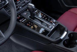 Porsche Macan T AWD 2026