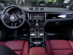 Porsche Macan T AWD 2026